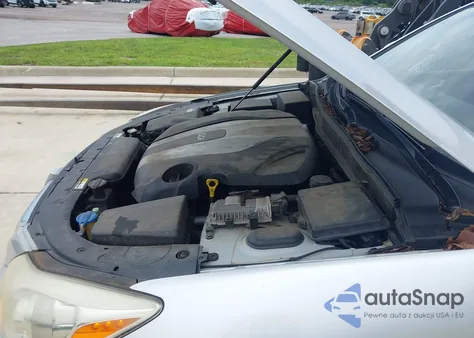 2013 Hyundai Genesis 3.8 z USA, uszkodzony, nr VIN KMHGC4DD0DU223899